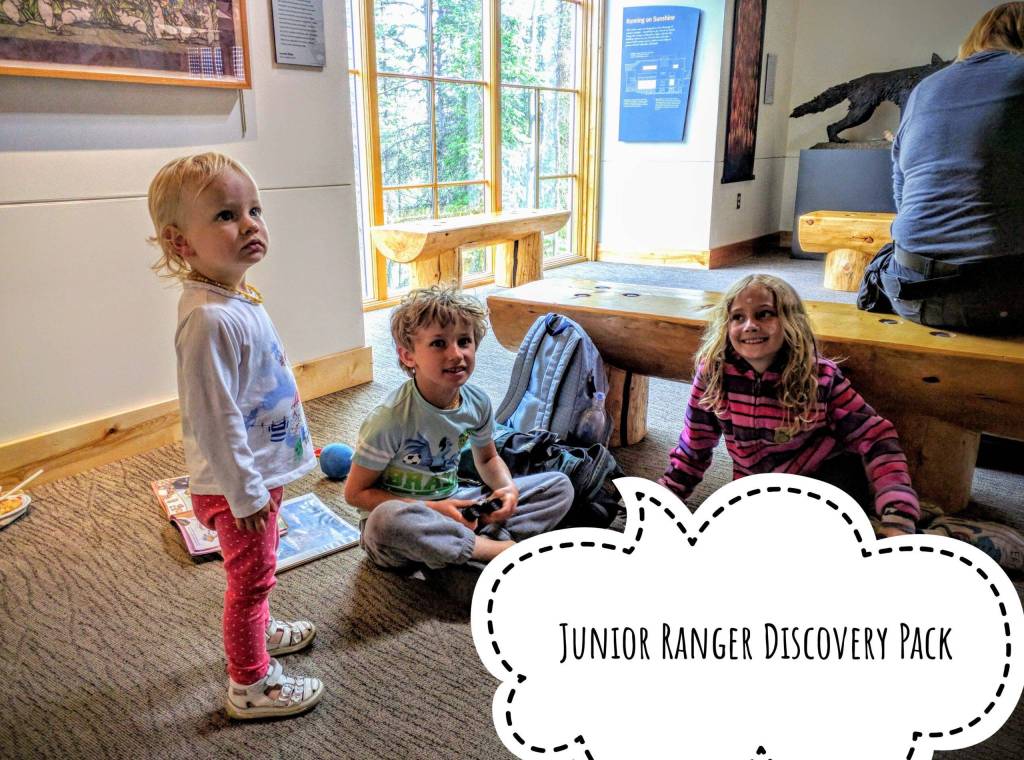 laska With Kids. Little Rangers at Denali Visitor Center