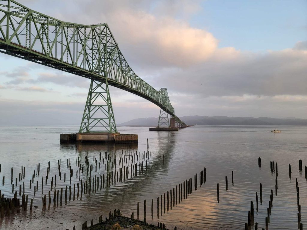 Astoria, Must See In Oregon, view from Holiday Inn