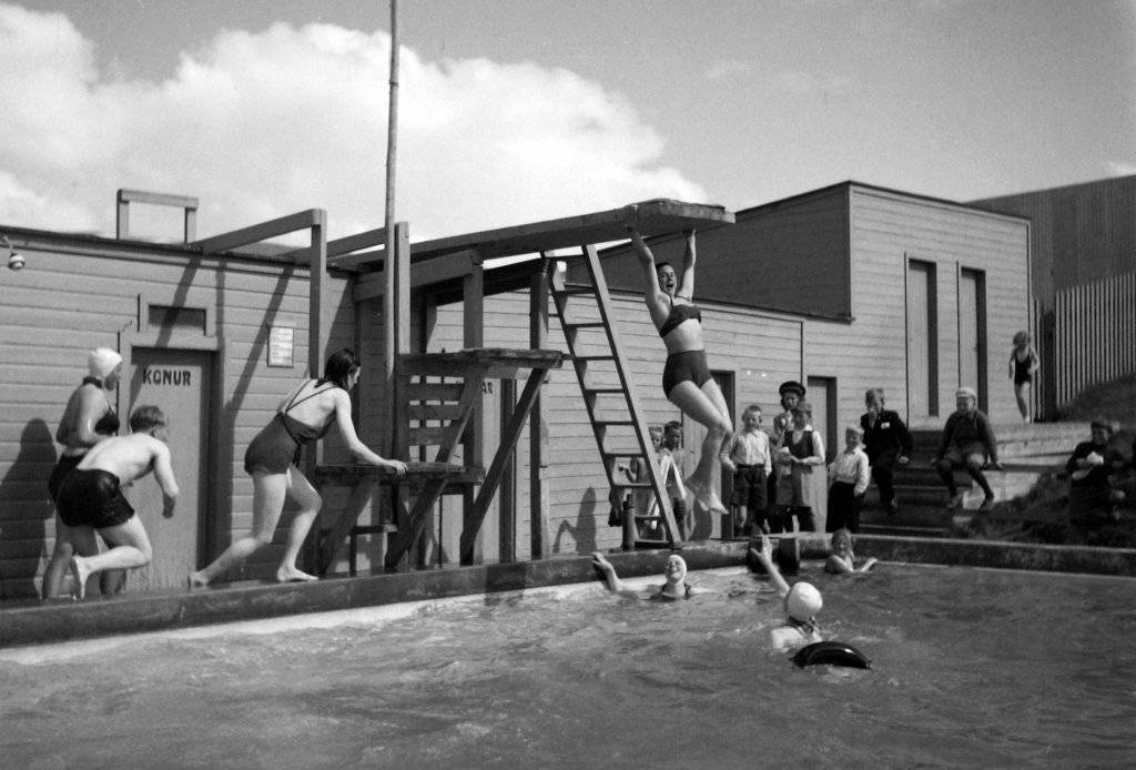Akureyri Swimming Pool, 1950, Iceland
