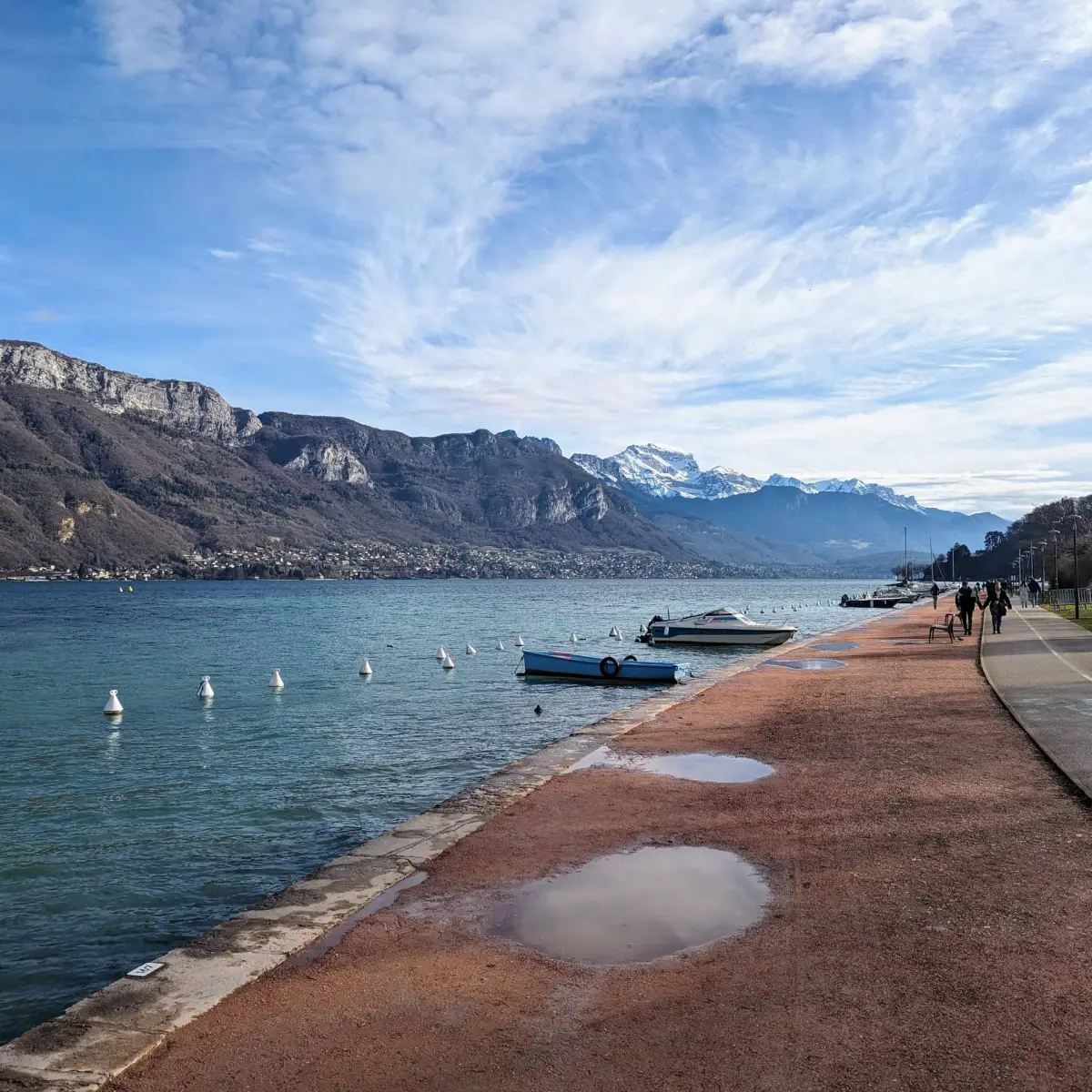 Relaxed Day in Annecy, the Venice of the French Alps